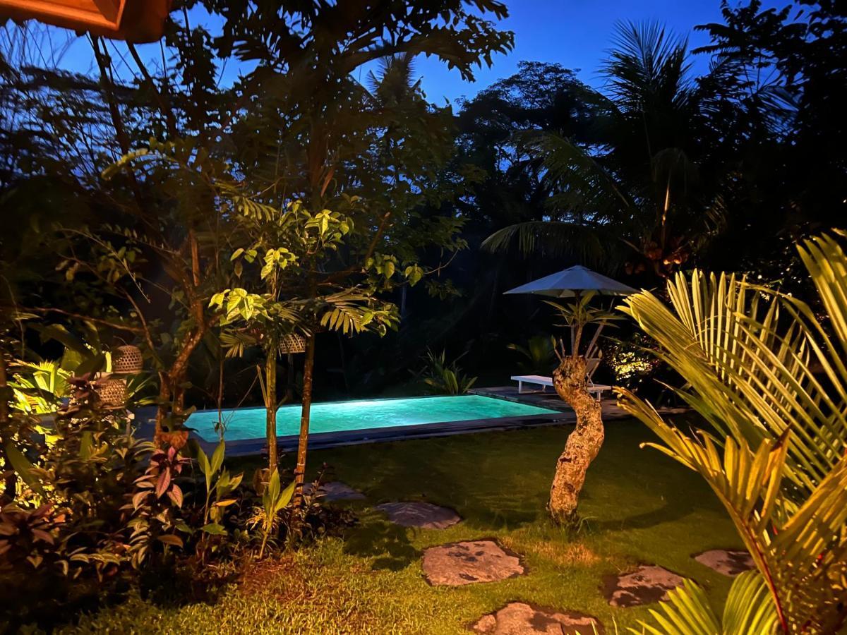 Uma Mupu Retreat Villa Gianyar  Luaran gambar