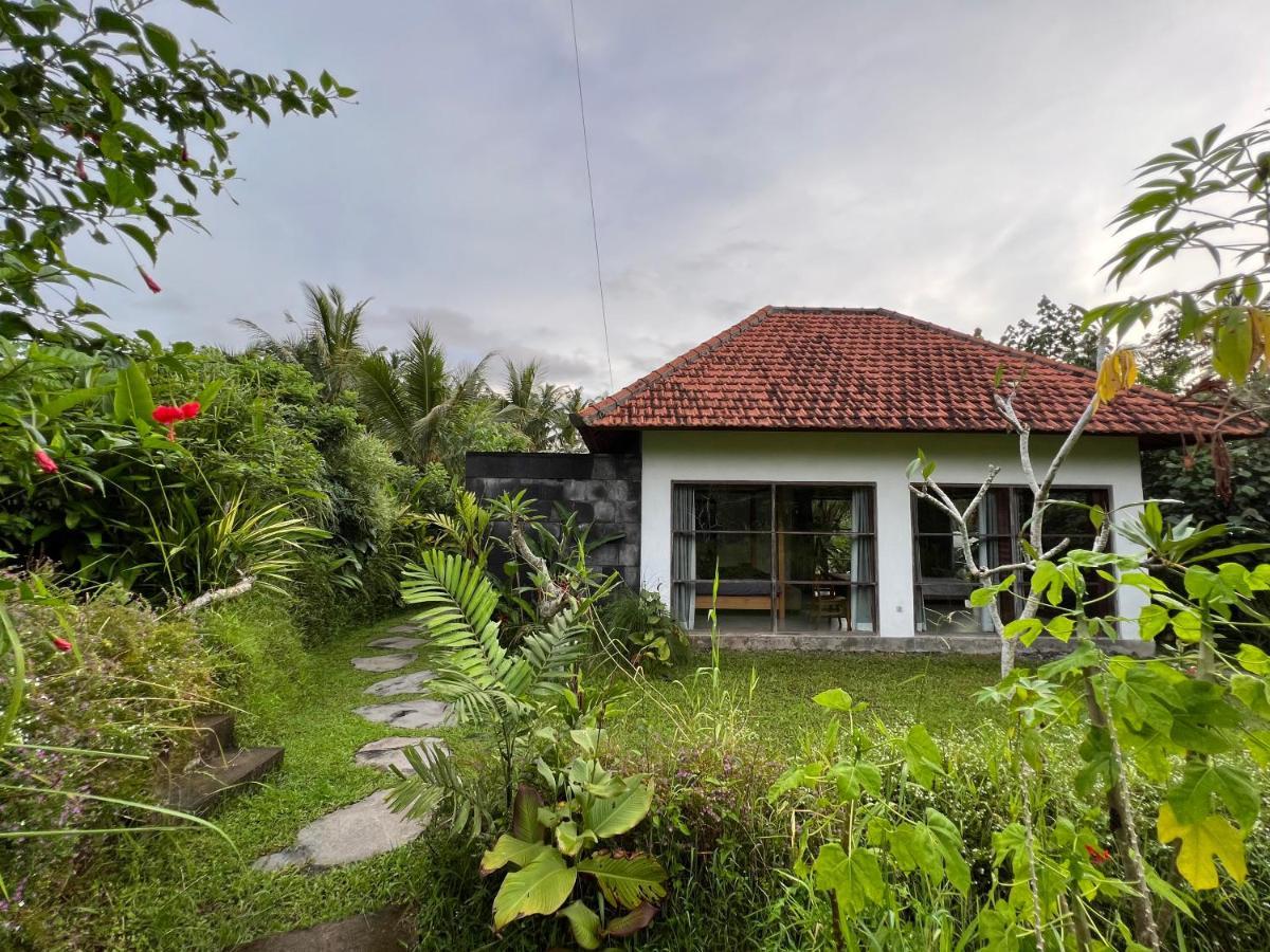 Uma Mupu Retreat Villa Gianyar  Luaran gambar
