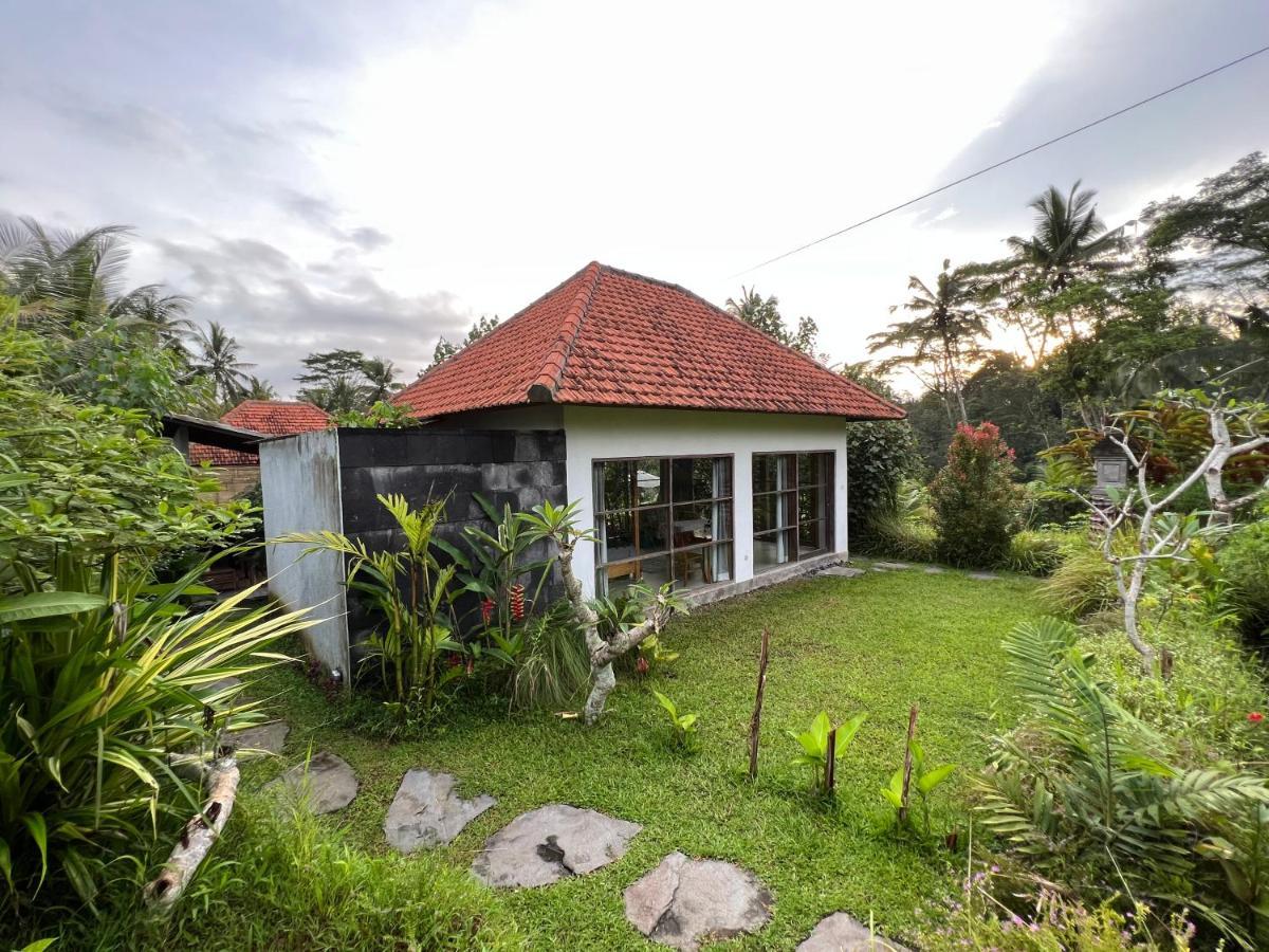 Uma Mupu Retreat Villa Gianyar  Luaran gambar