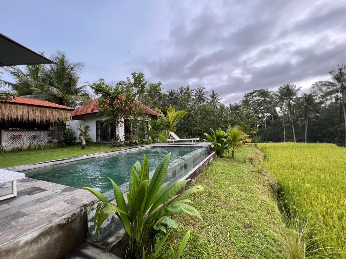 Uma Mupu Retreat Villa Gianyar  Luaran gambar